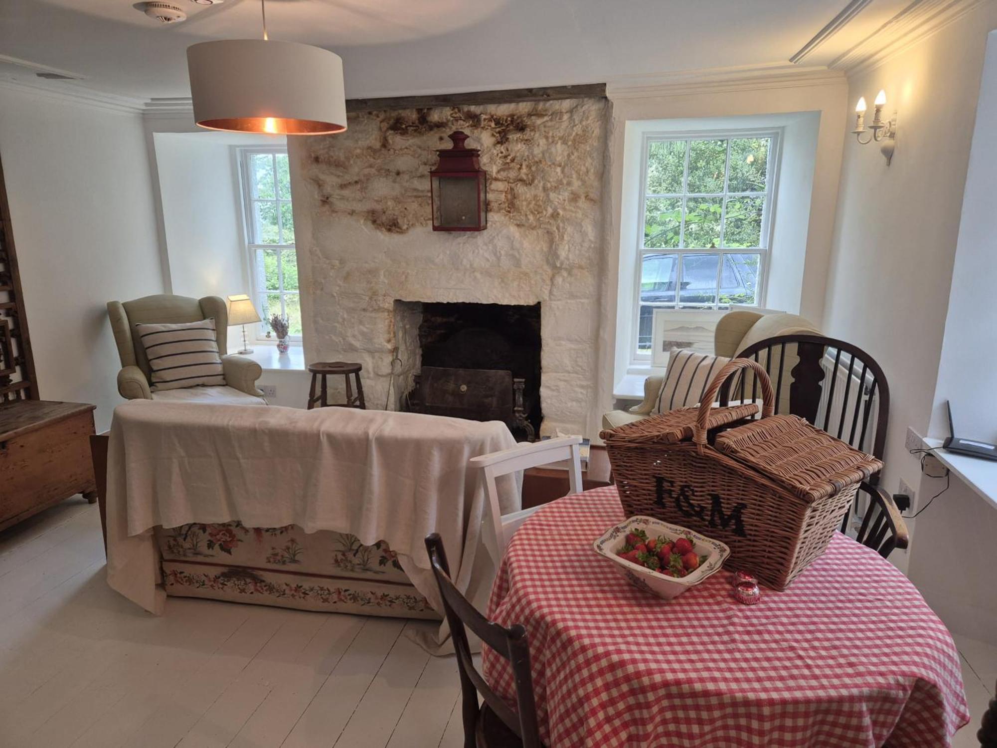 Mackinnon Cottage - 3 Bedroom Cottage Broadford (Isle of Skye) Luaran gambar
